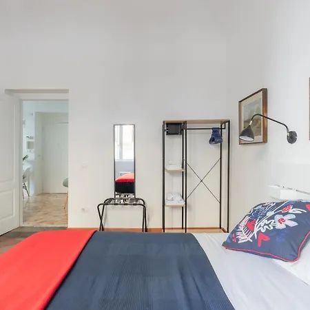 Iflat Lovely For Groups Apartment